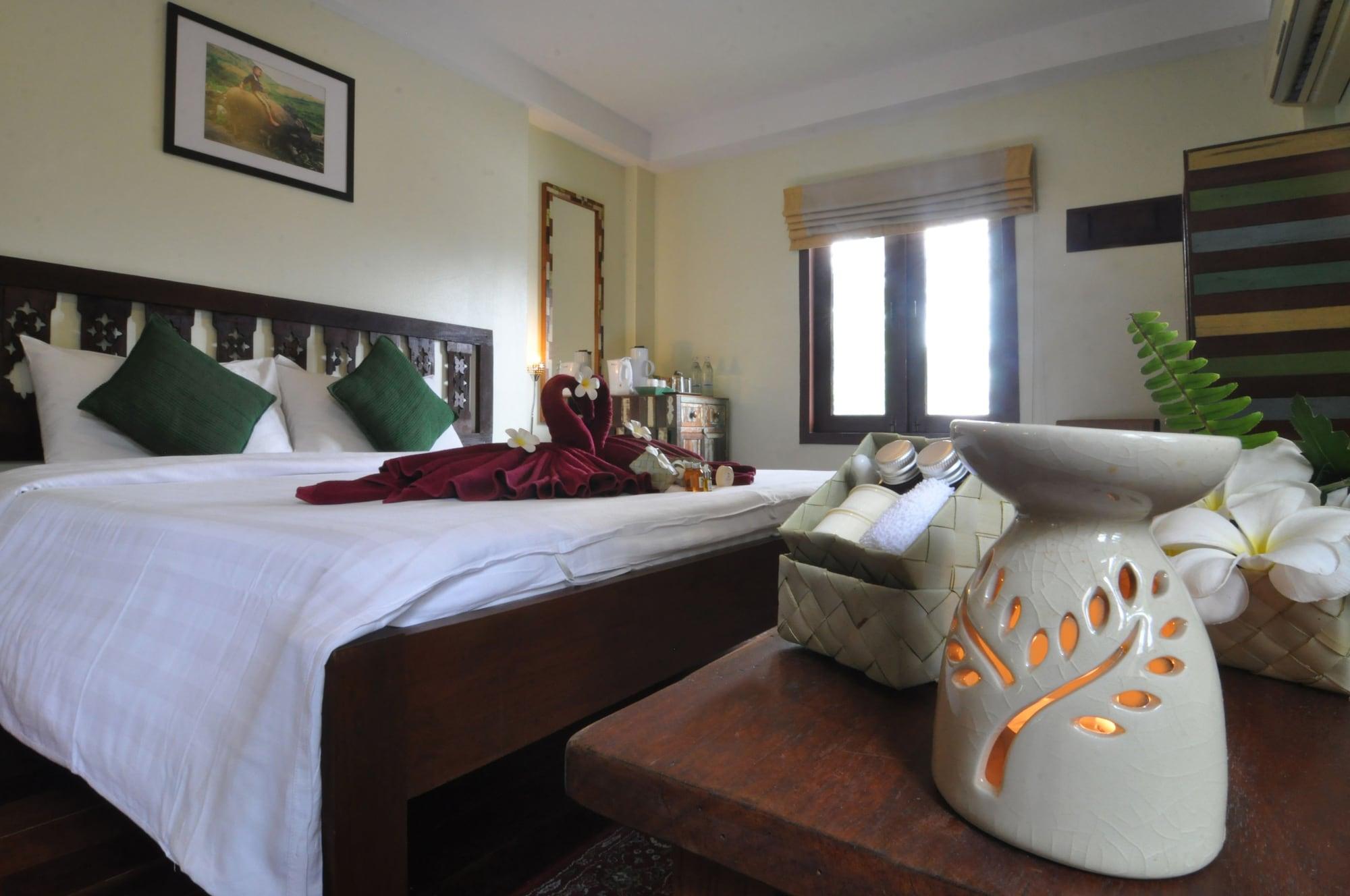 Pier 42 Boutique Resort & Spa Chalong Buitenkant foto