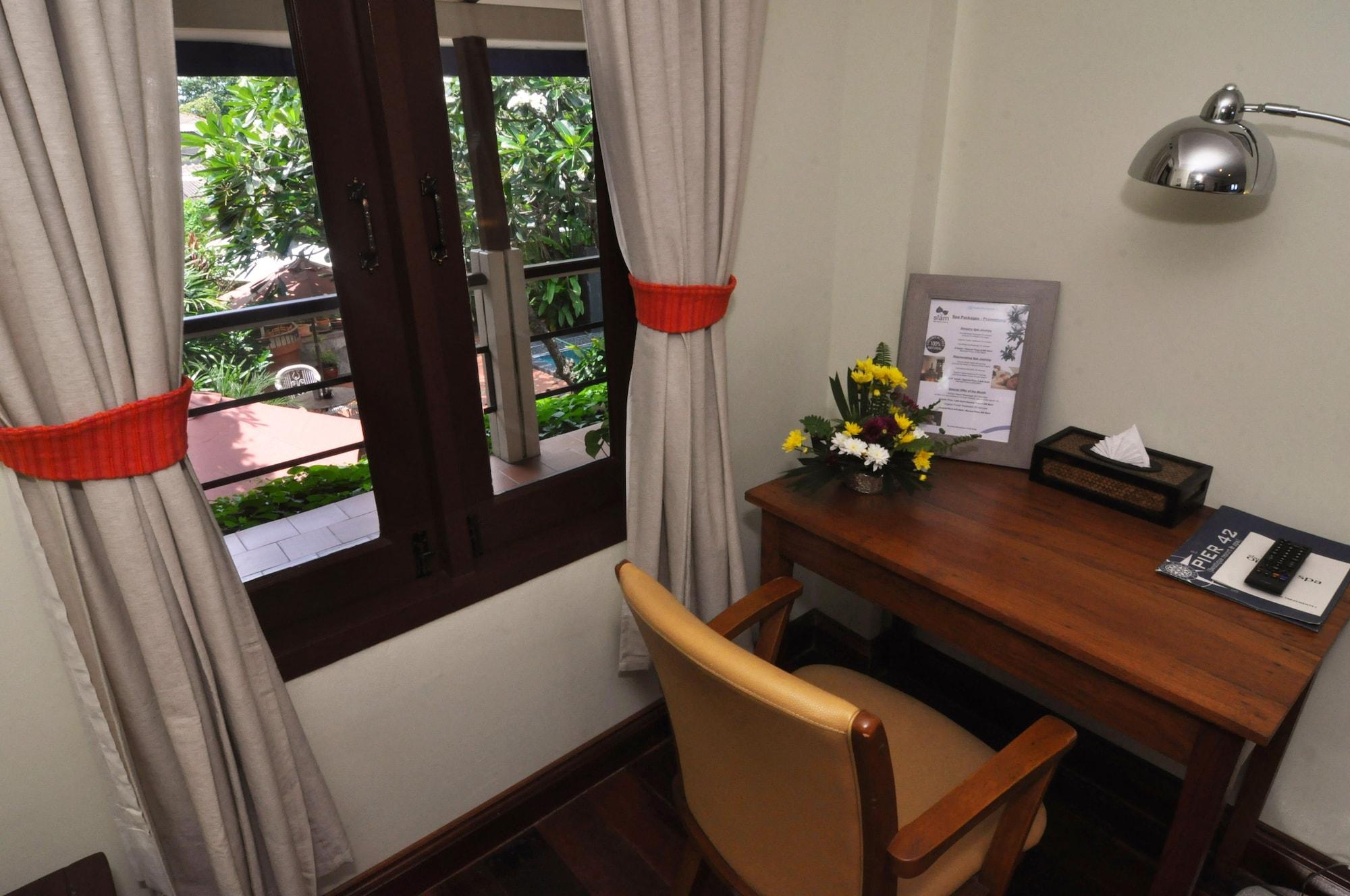 Pier 42 Boutique Resort & Spa Chalong Buitenkant foto