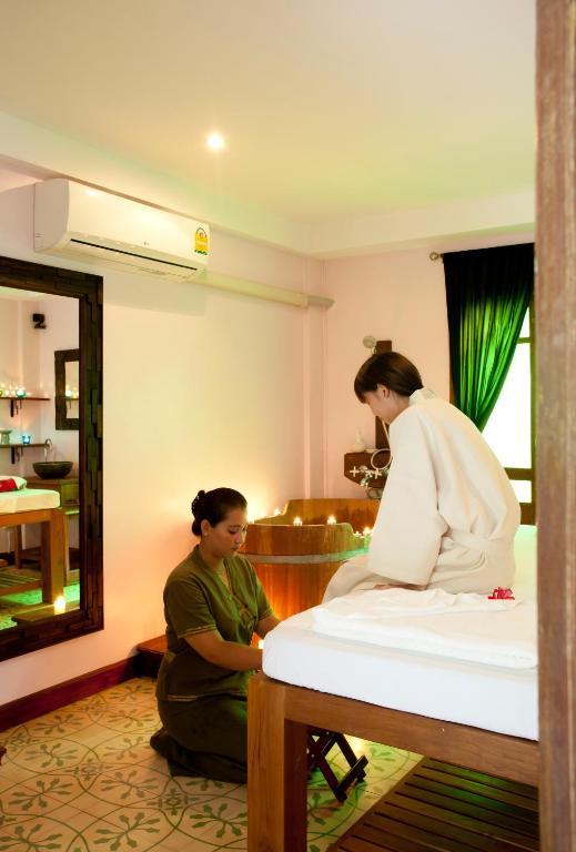 Pier 42 Boutique Resort & Spa Chalong Buitenkant foto