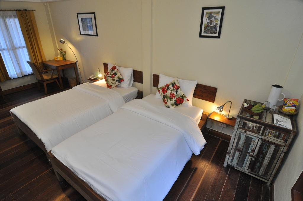 Pier 42 Boutique Resort & Spa Chalong Buitenkant foto